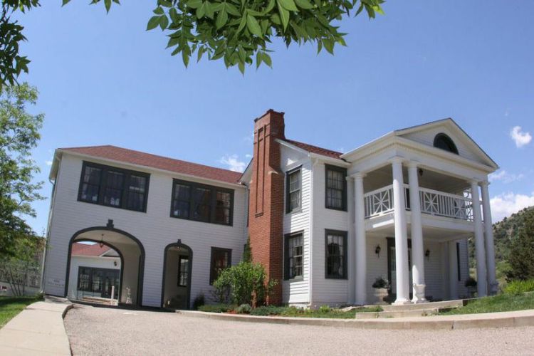 willow ridge manor